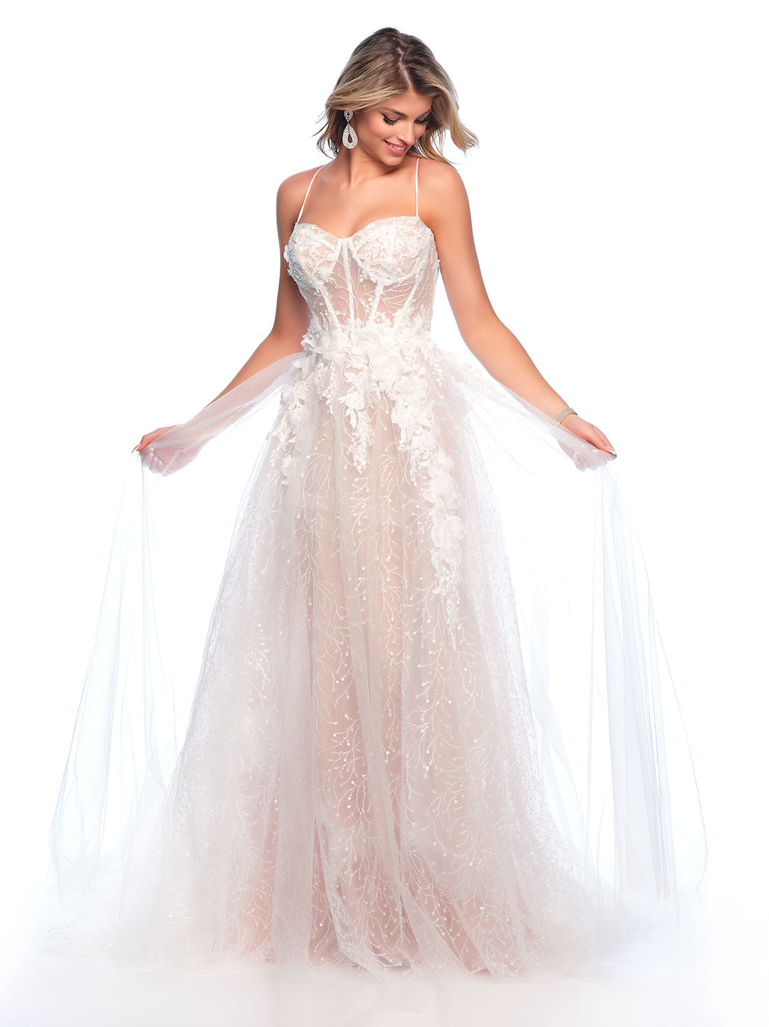 3D APPLIQUE WITH PATTERNED EMBROIDERY, CONTRAST LINING AND TULLE OVERLAY SKIRT