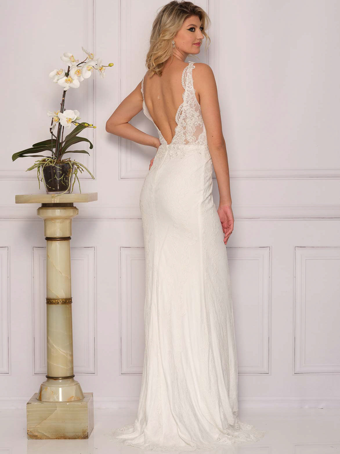BACKLESS PLUNGE MERMAID WEDDING GOWN