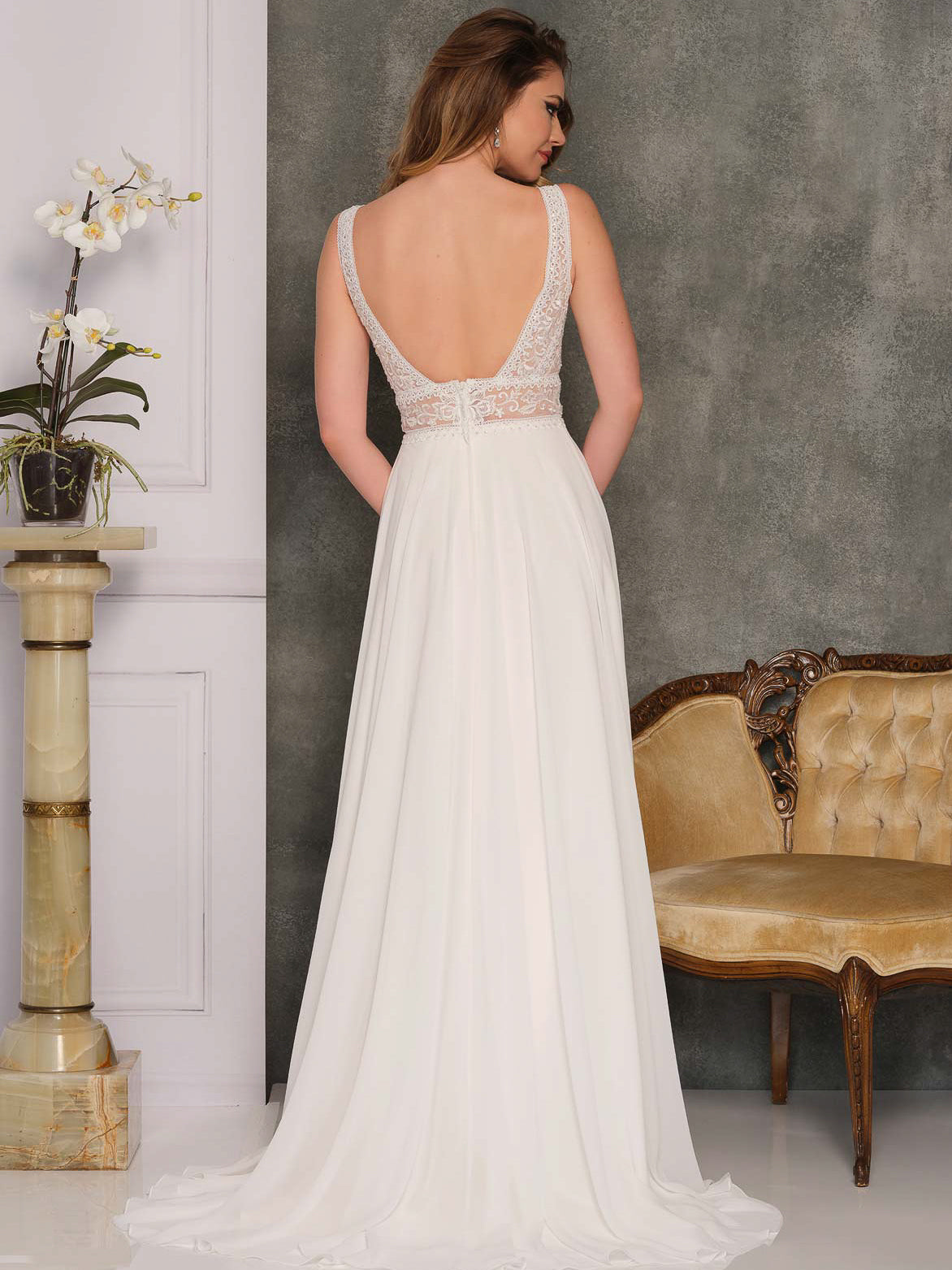 A-LINE LACE AND CHIFFON WEDDING DRESS