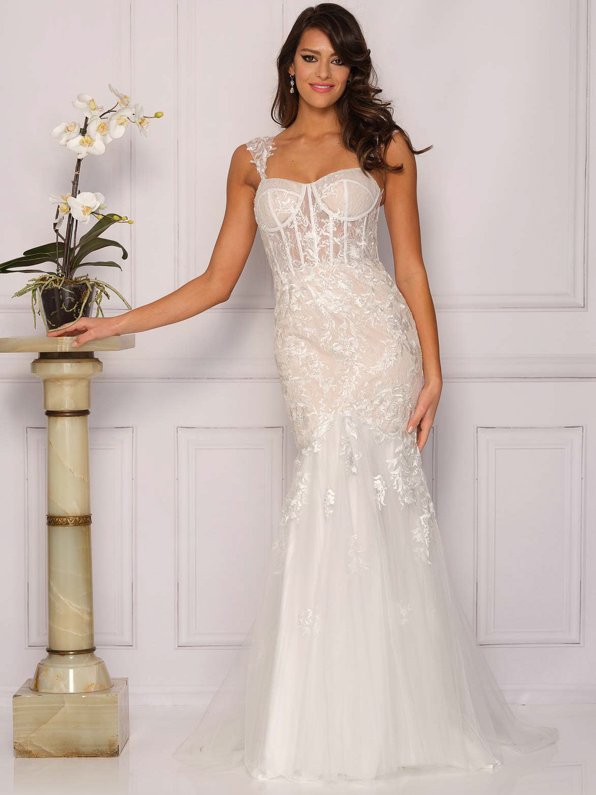 STRUCTURED THICK STRAP EMBROIDERED MERMAID WEDDING Dave & Johnny STRUCTURED THICK STRAP EMBROIDERED MERMAID WEDDING Dave & Johnny