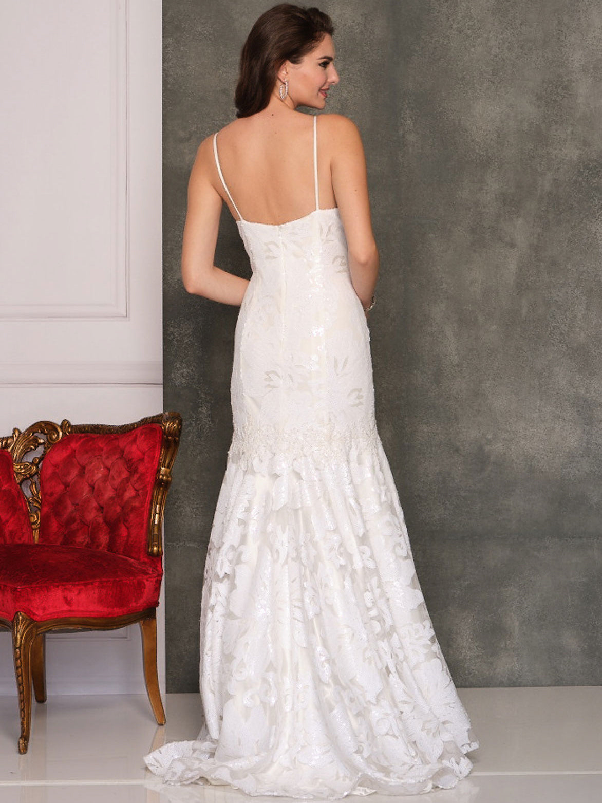 INTRICATE PATTERNED MERMAID WEDDING DRESS
