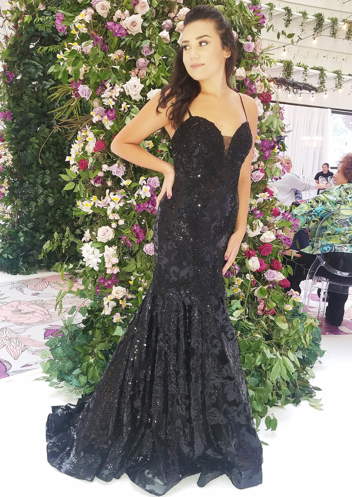 INTRICATE PATTERNED MERMAID WEDDING DRESS