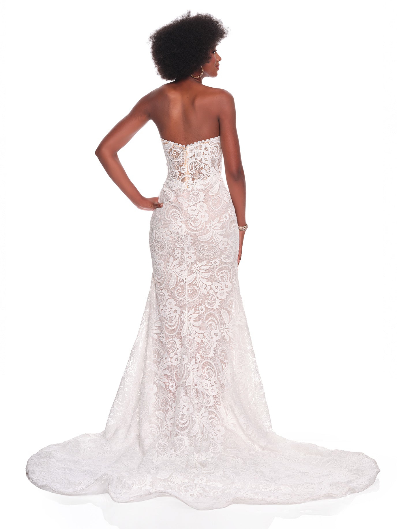 FITTED STRAPELESS LACE BRIDAL GOWN