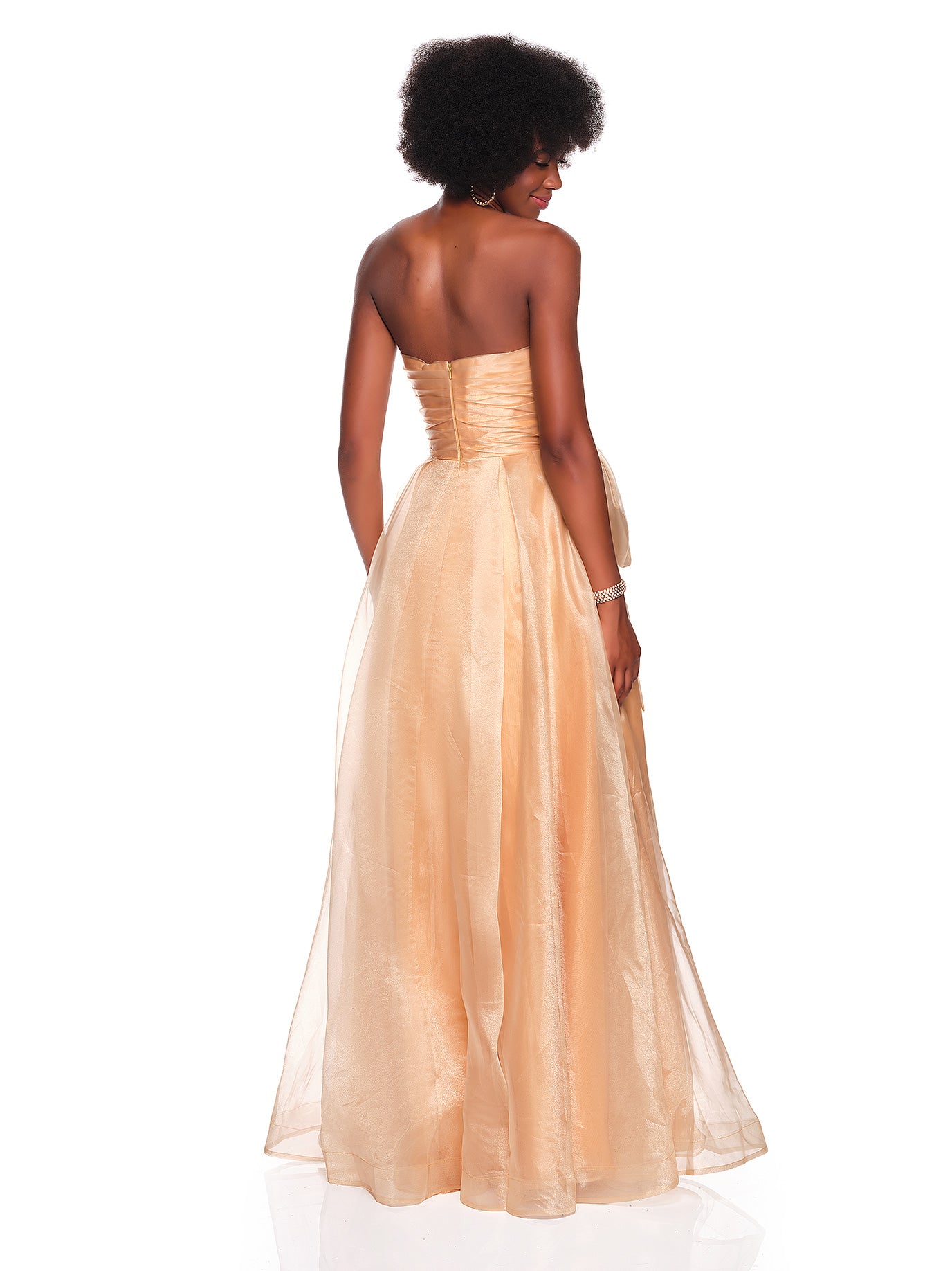 ORGANZA BALLGOWN WITH BIG BOW DETAIL