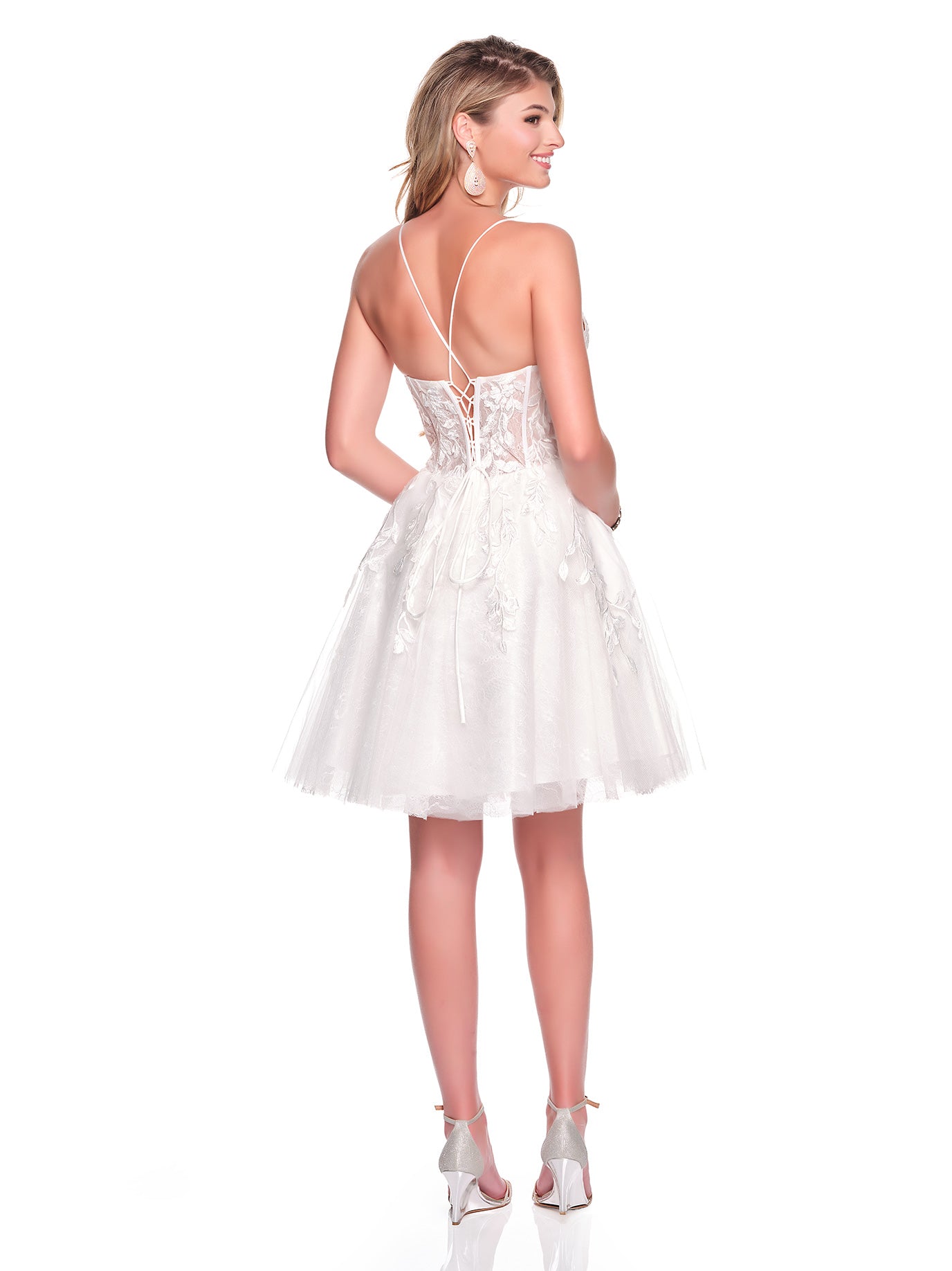 SHORT TULLE DRESS WITH LEAF APPLIQUES