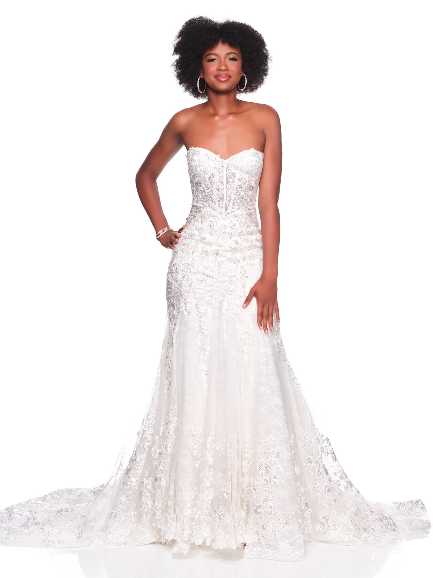 EMBROIDERED MERMAID BRIDAL GOWN