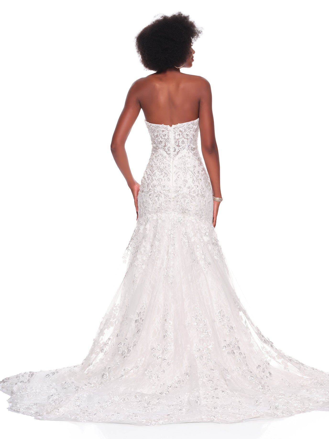 EMBROIDERED MERMAID BRIDAL GOWN