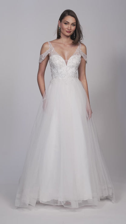 SWEETHEART ILLUSION OPEN SHOULDER LACEY BALLGOWN WEDDING GOWN