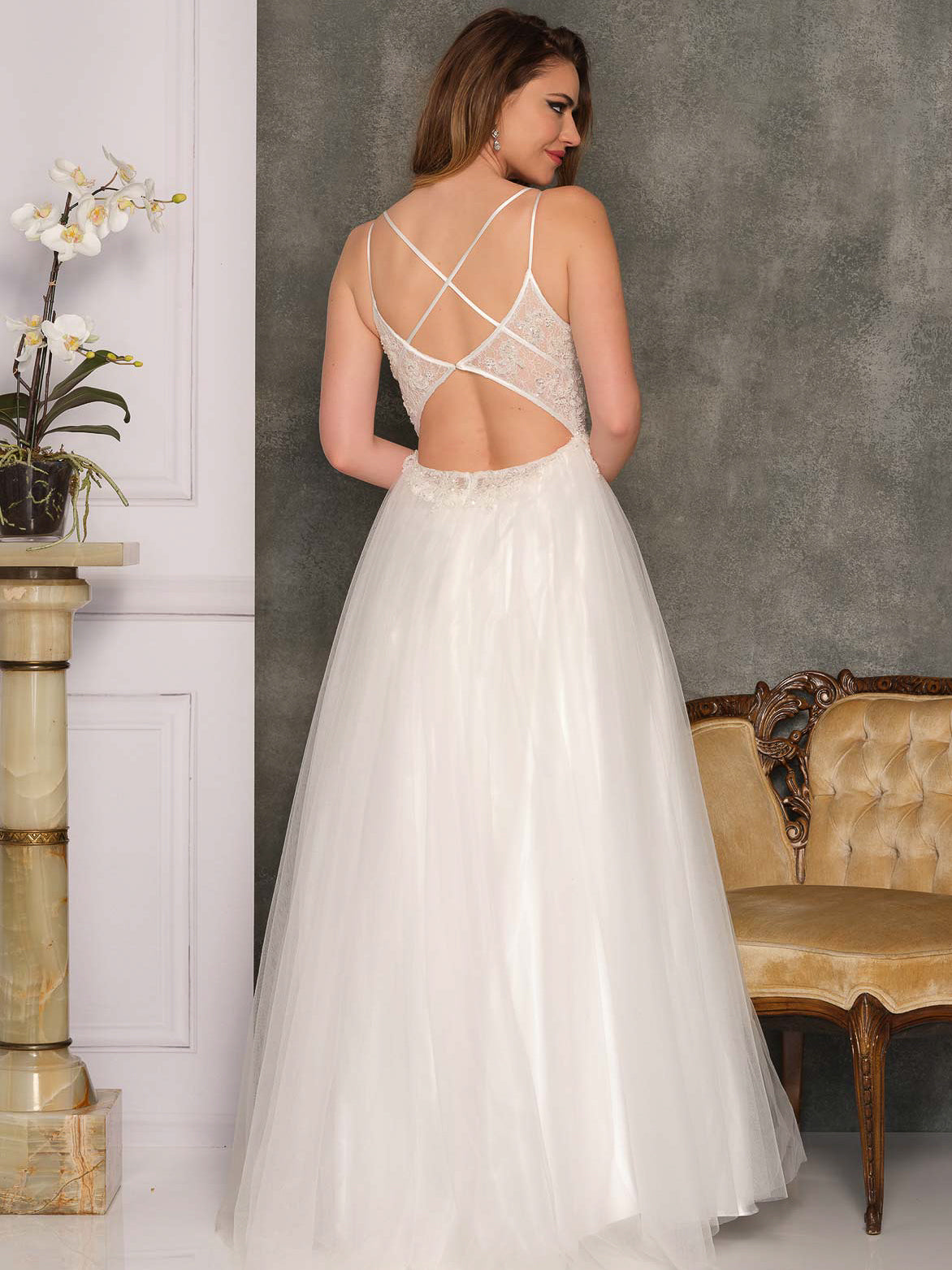 MEHS EMBROIDERED SLEEVELESS WEDDING GOWN - Dave & Johnny MEHS EMBROIDERED SLEEVELESS WEDDING GOWN - Dave & Johnny