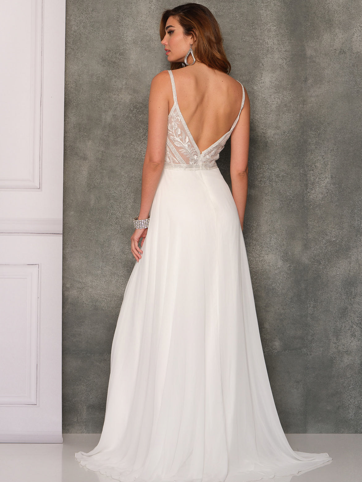 LACE OPEN LEGS V-BACK WEDDING GOWN