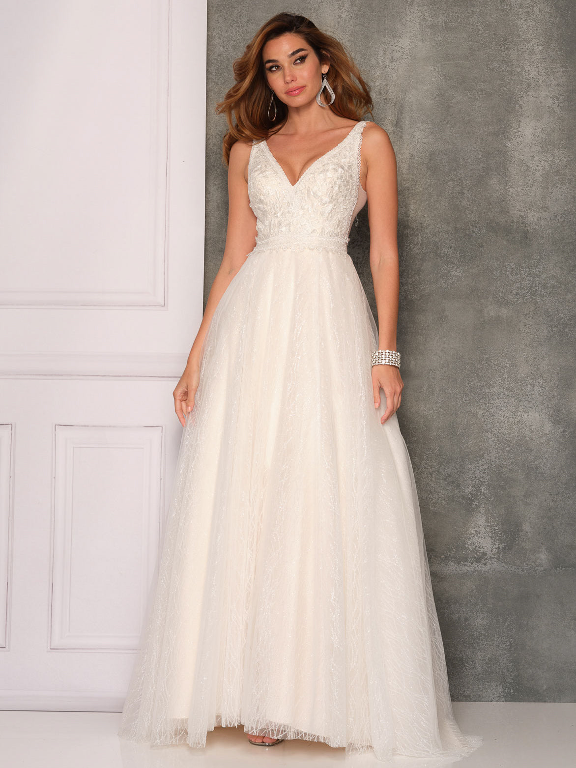 SQUARE THICK STRAPPY A-LINE WEDDING GOWN