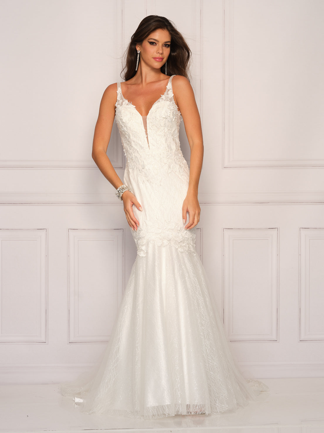 THIN PLUNGE BACKLESS LACE MERMAID WEDDING GOWN
