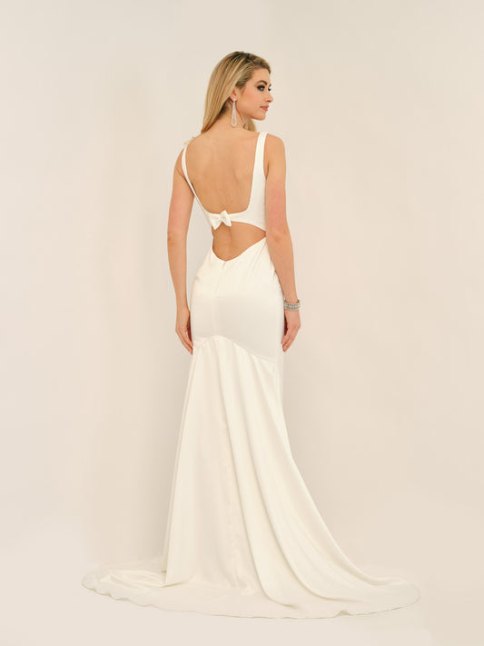 TRUMPET BACK CUT OUT BOW MERMAID WEDDING GOWN WITH TRAIN
